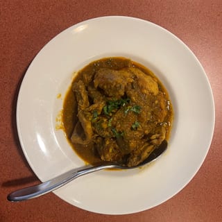Bone-In Chicken Curry